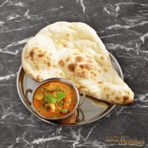 ゴーゴームンバイ　ガーリックバタープロン＆ナン