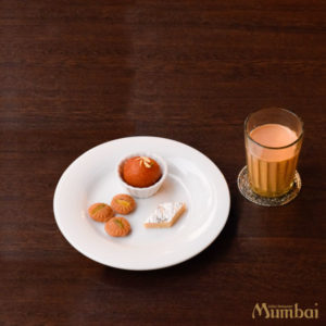 チャイ飲みセット　インド料理ムンバイ柏モディ店　インドスイーツ　ミタイ　Mithai　インド菓子　マサラチャイ　おかわり　ティータイム　カフェ　お茶