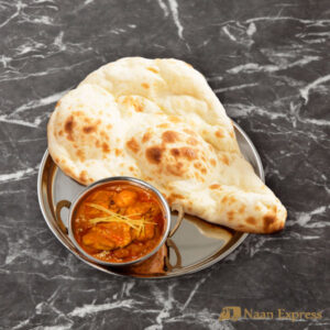 チキンビンダルー　インドカレー　イオンモール羽生　埼玉　ランチ　テイクアウト　ナン