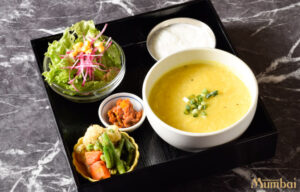 キチュリセット　khichidi インドのお粥　七草粥　サブジ　アチャール　インド料理ムンバイ　銀座店　ランチ　ディナー