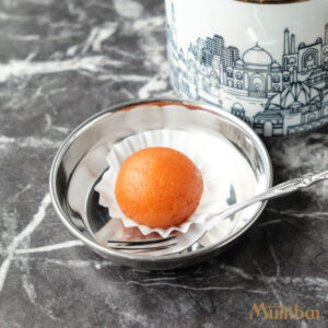 グラブジャムン　インドスイーツ　インド菓子　冷凍インド菓子　通販　お取り寄せ　インド料理ムンバイ　四谷　インドのアフタヌーンティー