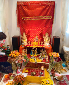 プジャ　インド　お祈り　神様　ムンバイ　Mumbai