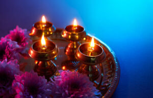 ディワリ　Diwali　インドのお正月　インド料理ムンバイ　Mumbai　diya　ディヤ