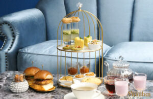 インドのアフタヌーンティーセット　ロイヤルアフタヌーンティーセット　インドスイーツ　ミタイ　Indian Sweetsインド料理ムンバイ四谷店＋The India Tea House　The Blue Haveli　東京　四ツ谷　四ッ谷　チャイおかわり自由　チャイ飲み放題　無限チャイ　ヌン活