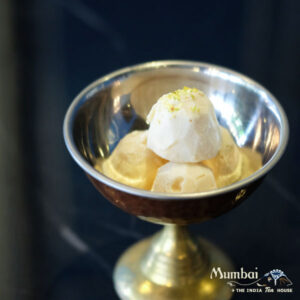 インドスイーツ　ミタイ　indian sweets　mithai　クルフィ　インドのアイスクリーム　kulfi　インド料理ムンバイ　四谷店　アトレ恵比寿店　ムンバイダイニング　Indian Restaurant Mumbai　Mumbai Dining　東京都新宿区　渋谷区　四ツ谷